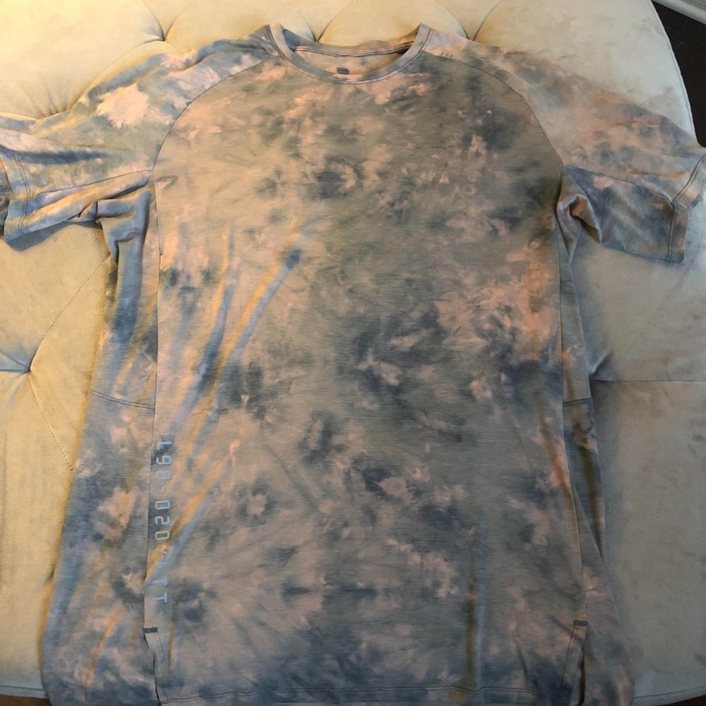 LULULEMON Men's Workout Shirt (L)